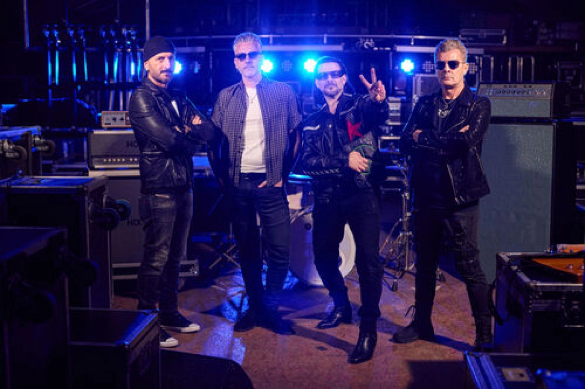 U2 THE MUSIC - One Love